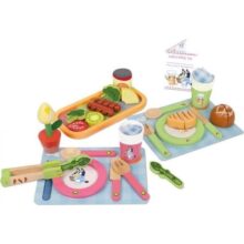 Bluey Wooden Dine with Bluey Play Set