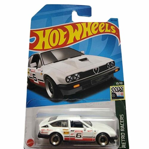 Hot Wheels 1.64 - Car - Retro Racers - Alfa Romeo GTV6 3.0