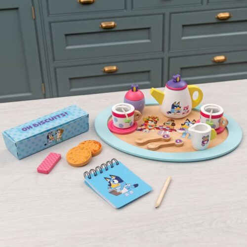 Bluey Wooden Tea Party Set - Image 8