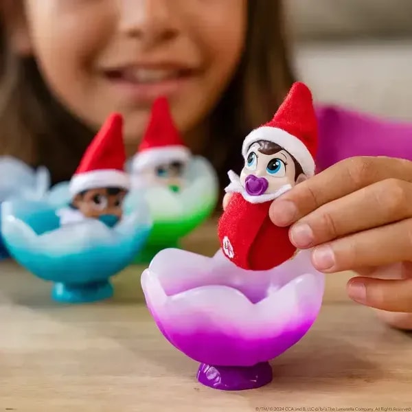 The Elf on the Shelf Frost Pips - Boy with Blue Eyes 6 The Elf on the Shelf Frost Pips - Boy with Blue Eyes - Image 6
