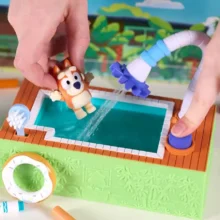 Crayola Craft - Scribble Scrubbie Playset - Bluey Poolside